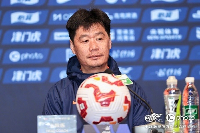 李霄鵬：希望明天比賽能打出一些新的東西，取得一個好的結(jié)果