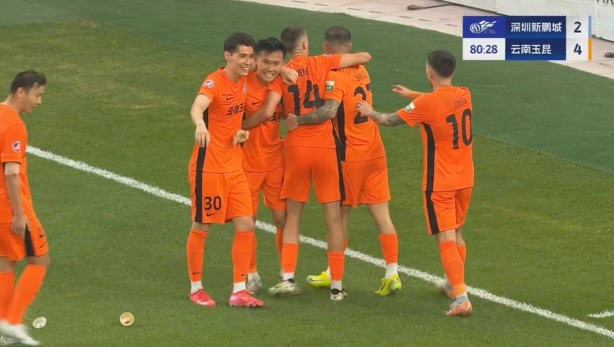 玉昆4-2領先新鵬城！杜加利奇冒頂，徐宏杰得球抽射破門